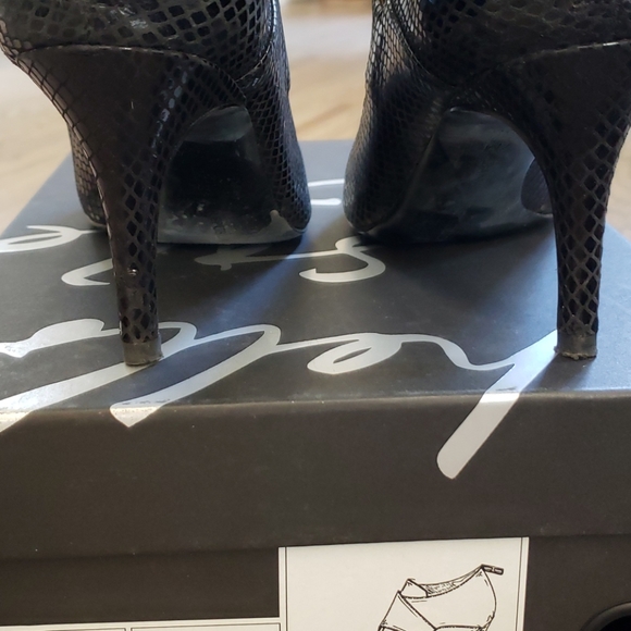 Black suede and embossed leather booties - Picture 2 of 5